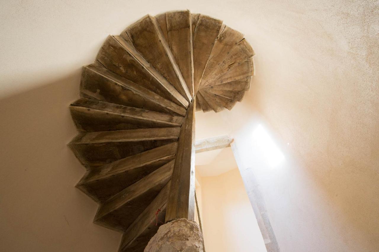 Le Cara - 4 Appartements Calmes Et Chics Au Coeur De Beaune Beaune  Bagian luar foto