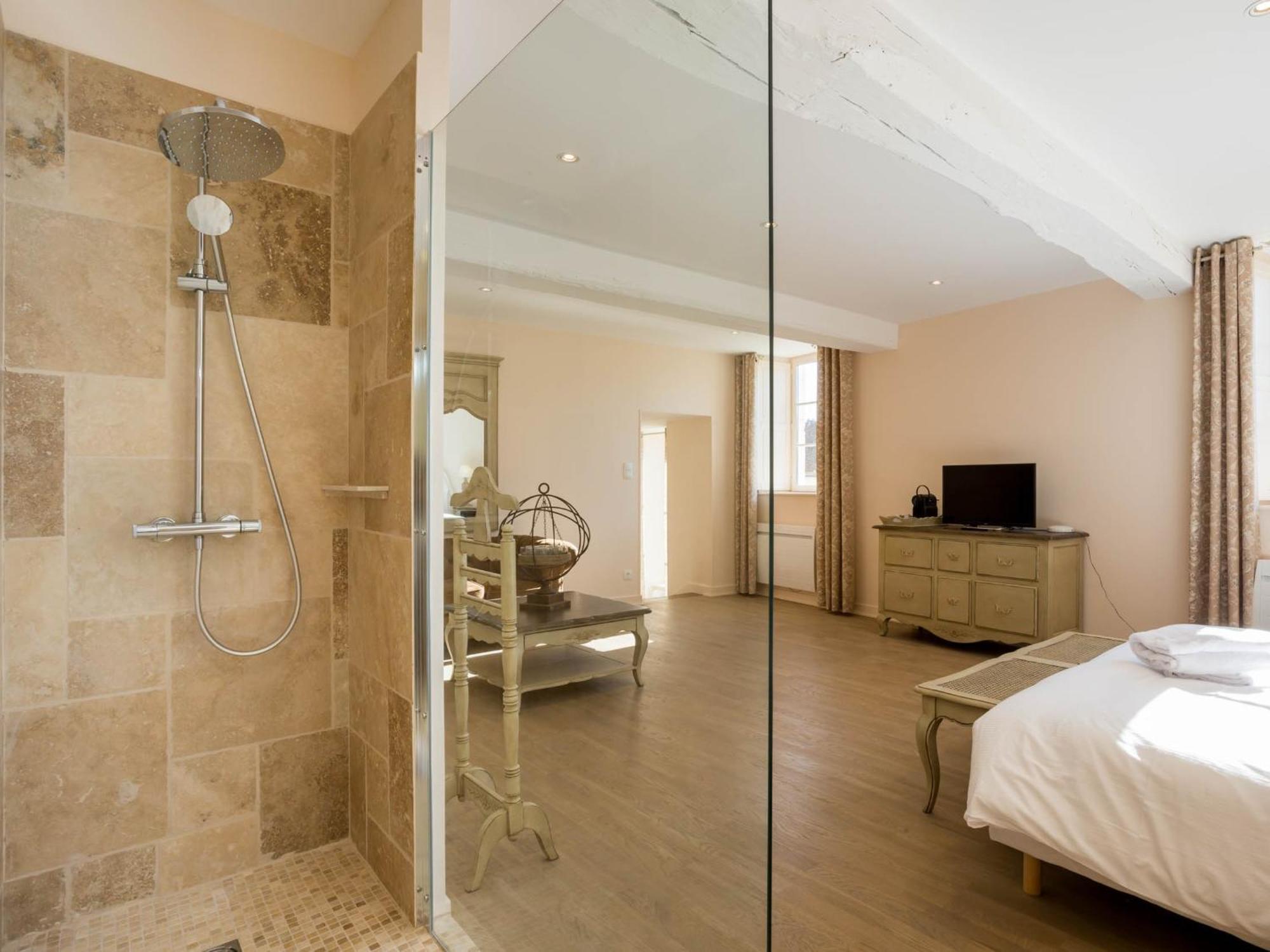 Le Cara - 4 Appartements Calmes Et Chics Au Coeur De Beaune Beaune  Ruang foto
