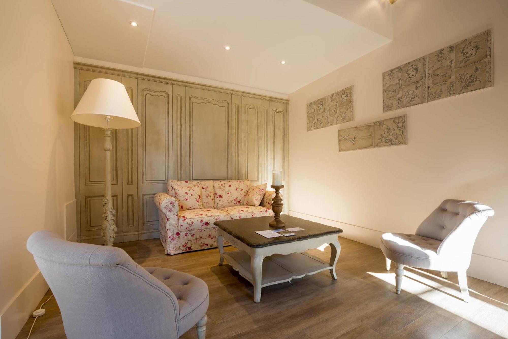 Le Cara - 4 Appartements Calmes Et Chics Au Coeur De Beaune Beaune  Ruang foto