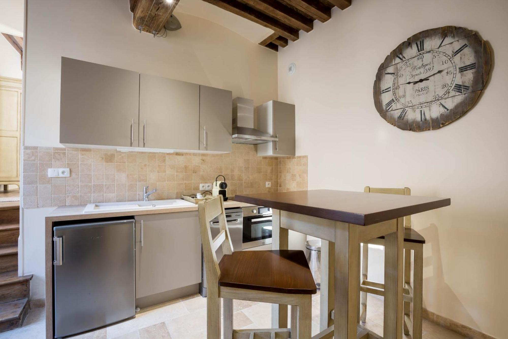Le Cara - 4 Appartements Calmes Et Chics Au Coeur De Beaune Beaune  Ruang foto