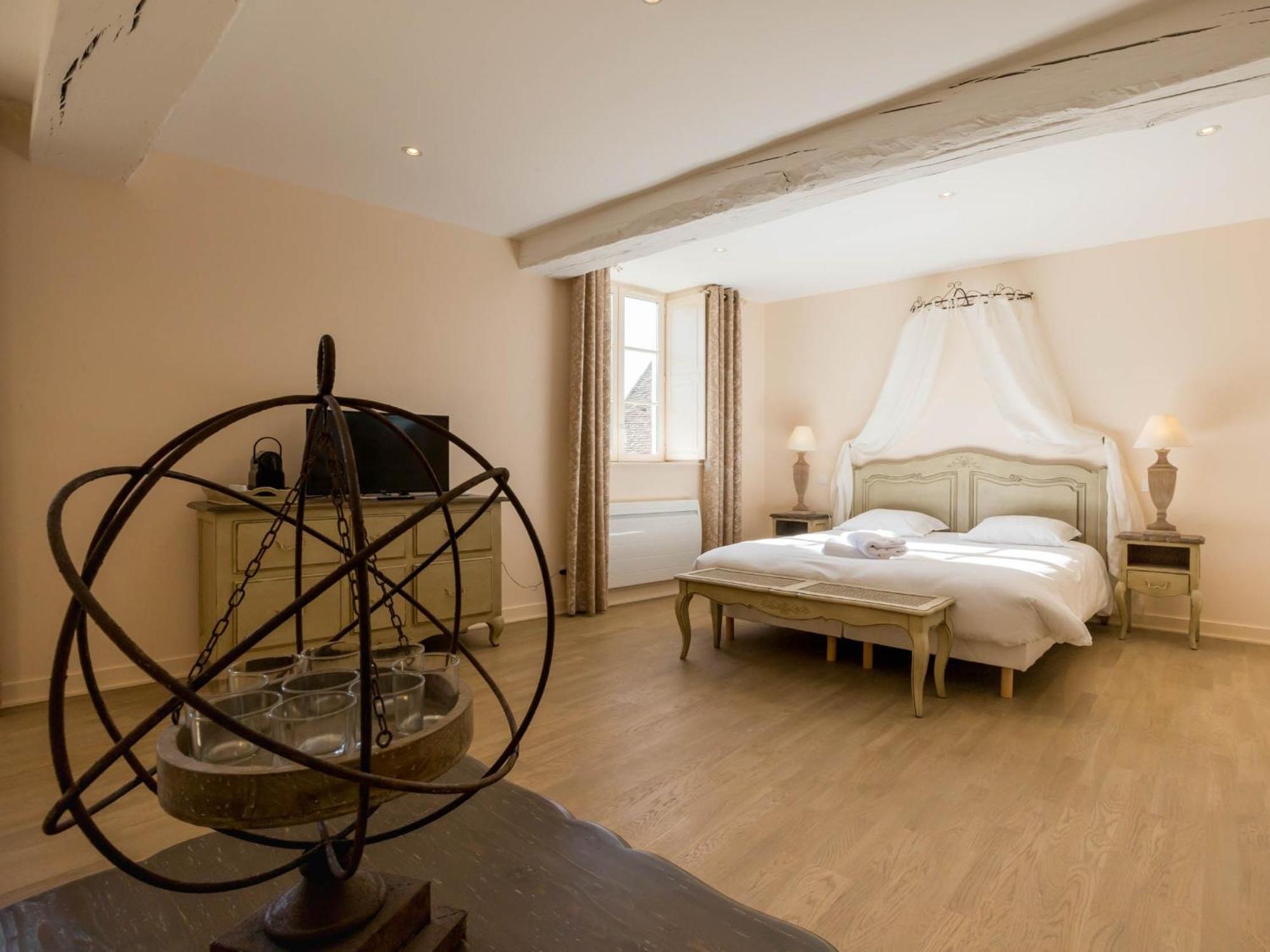 Le Cara - 4 Appartements Calmes Et Chics Au Coeur De Beaune Beaune  Ruang foto