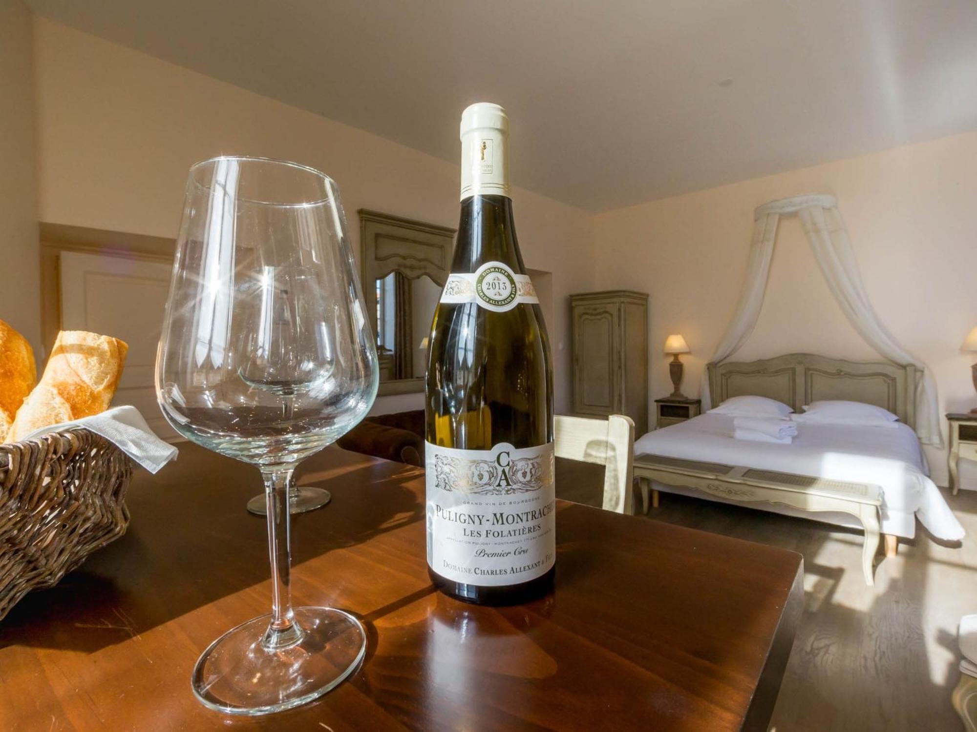 Le Cara - 4 Appartements Calmes Et Chics Au Coeur De Beaune Beaune  Ruang foto