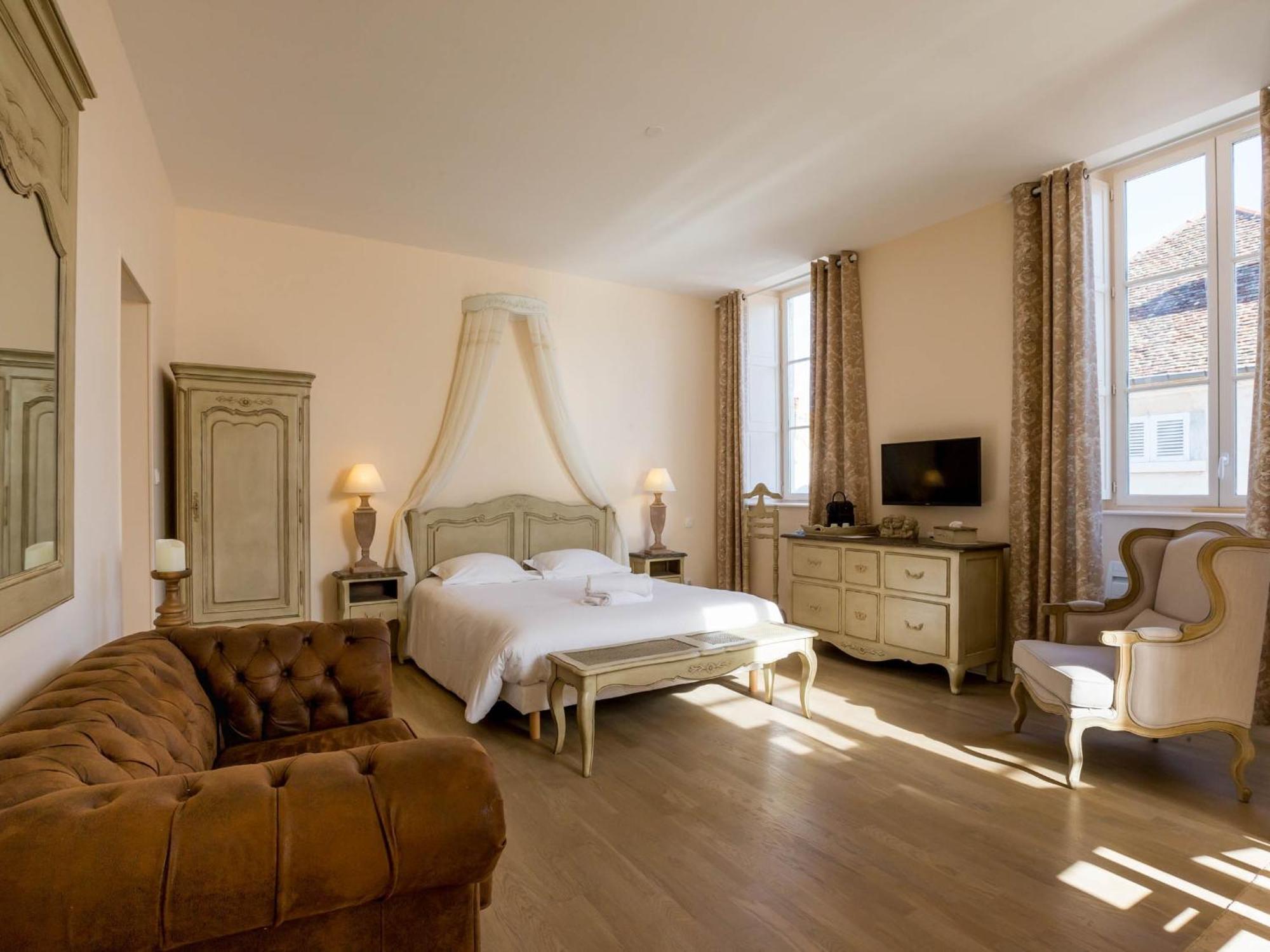 Le Cara - 4 Appartements Calmes Et Chics Au Coeur De Beaune Beaune  Ruang foto